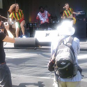 Meet your Posher, Biella